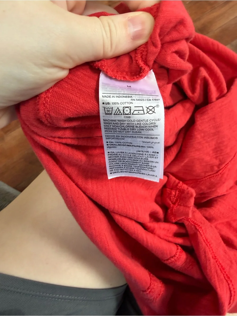 Old Navy Women's Red Puff Sleeve Peasant Blouse, size Medium
